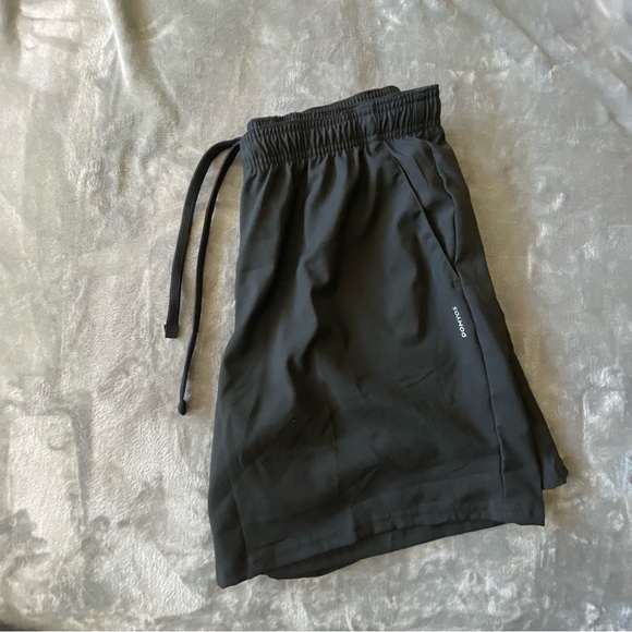 Black Domyos Sport shorts - Picture 6 of 9